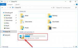 Yellow exclamation mark in the drive icon in Windows 10 Explorer - HowPChub